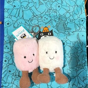 New with tags and bag JellyCat Amuseables Pair Of Marshmallows Bag Charm